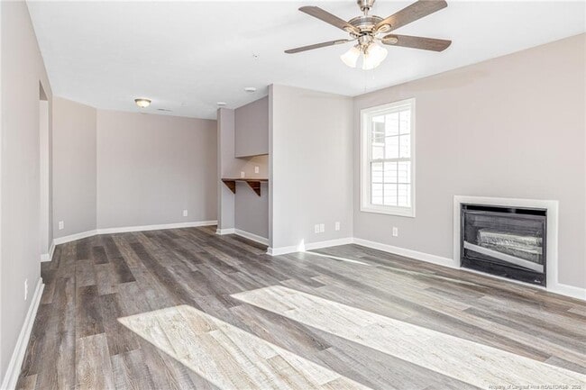 Building Photo - 264 Waterdown Dr