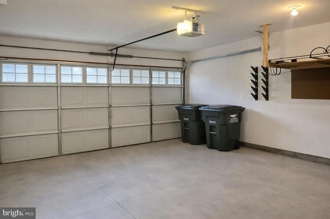 Building Photo - 6003 Popes Creek Pl