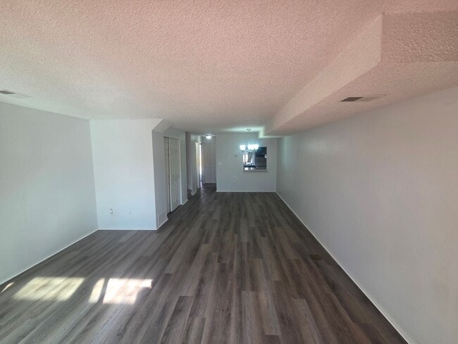 Building Photo - Charming 2-Story Home with Huge Sunroom – Prime South Denver Location!