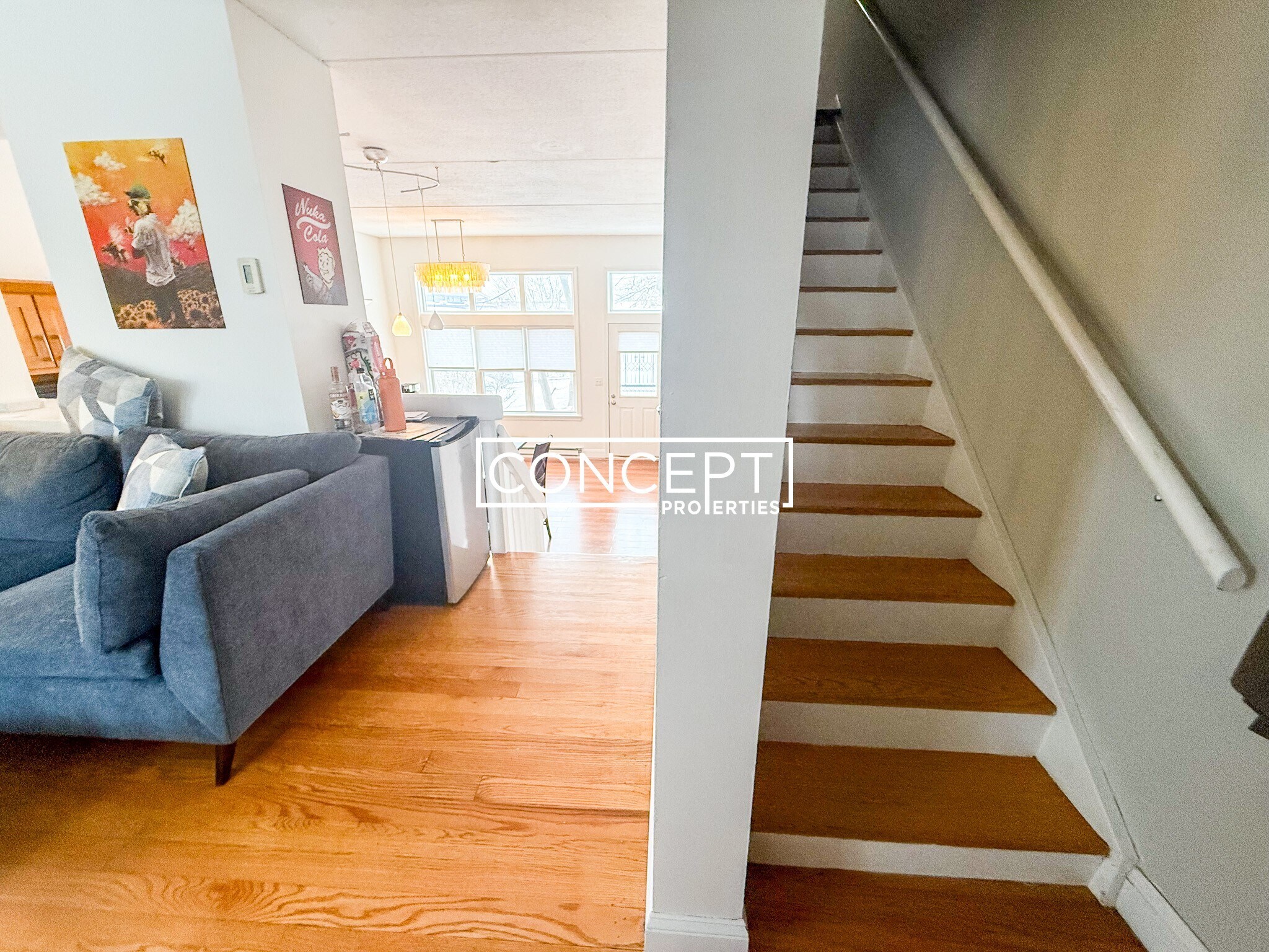 Building Photo - 22 Hayden St