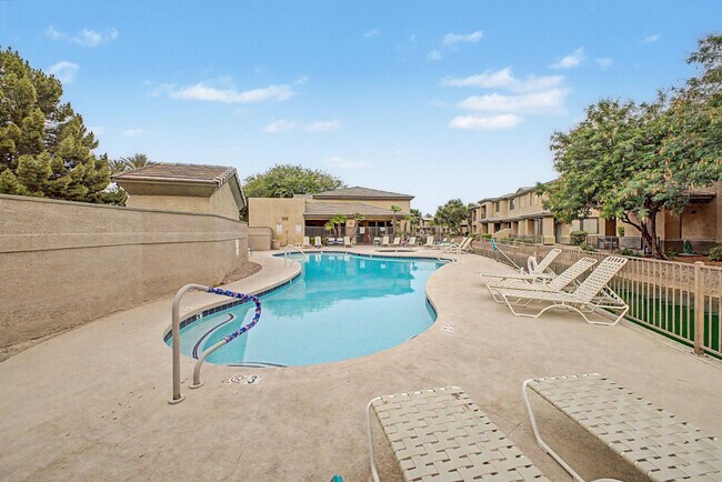 Building Photo - 705 W Queen Creek Rd