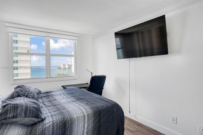 Building Photo - 770 Claughton Island Dr