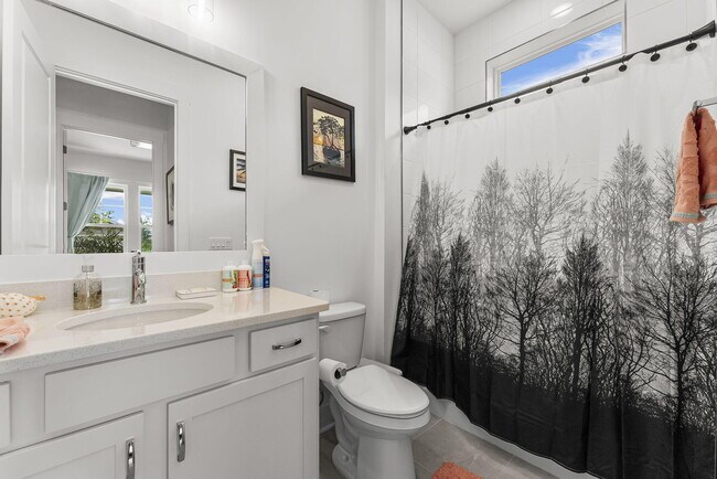 Building Photo - 119 Anastasia Cir