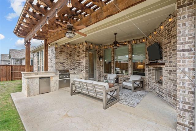 Building Photo - 3861 Dewberry Ln