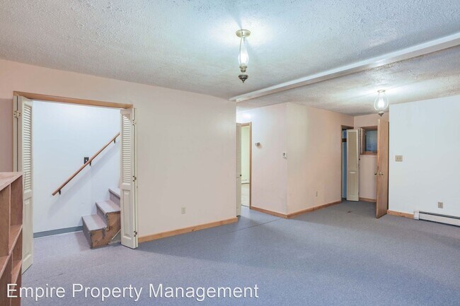 Building Photo - 5 br, 2.5 bath House - 2633 Diamond Street