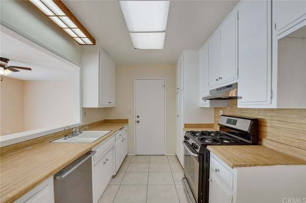 Building Photo - 2903 Carl Dr