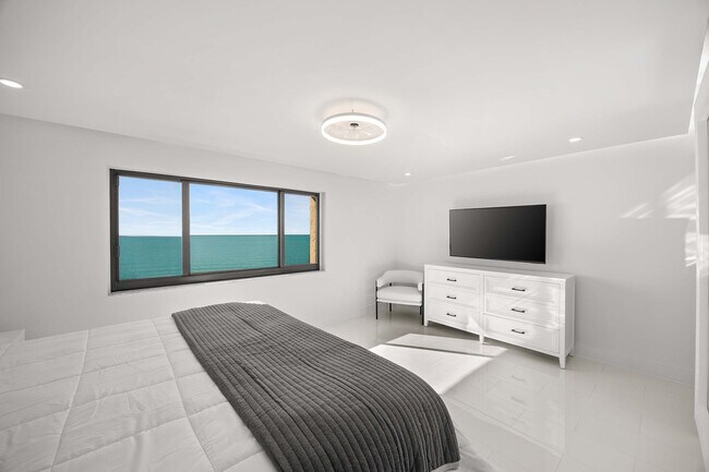 Building Photo - 10475 Gulf Shore Dr