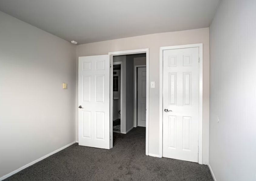 Building Photo - 500 E Upsal St