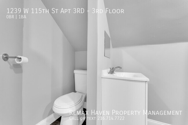 Building Photo - 1239 W 115th St