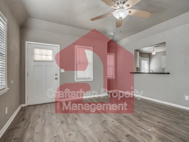 Building Photo - 2843 NW 18th St