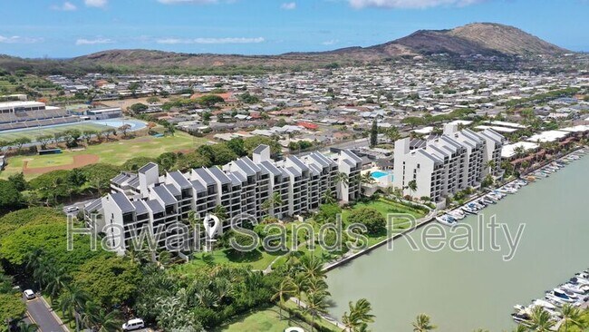 Building Photo - 500 Lunalilo Home Rd