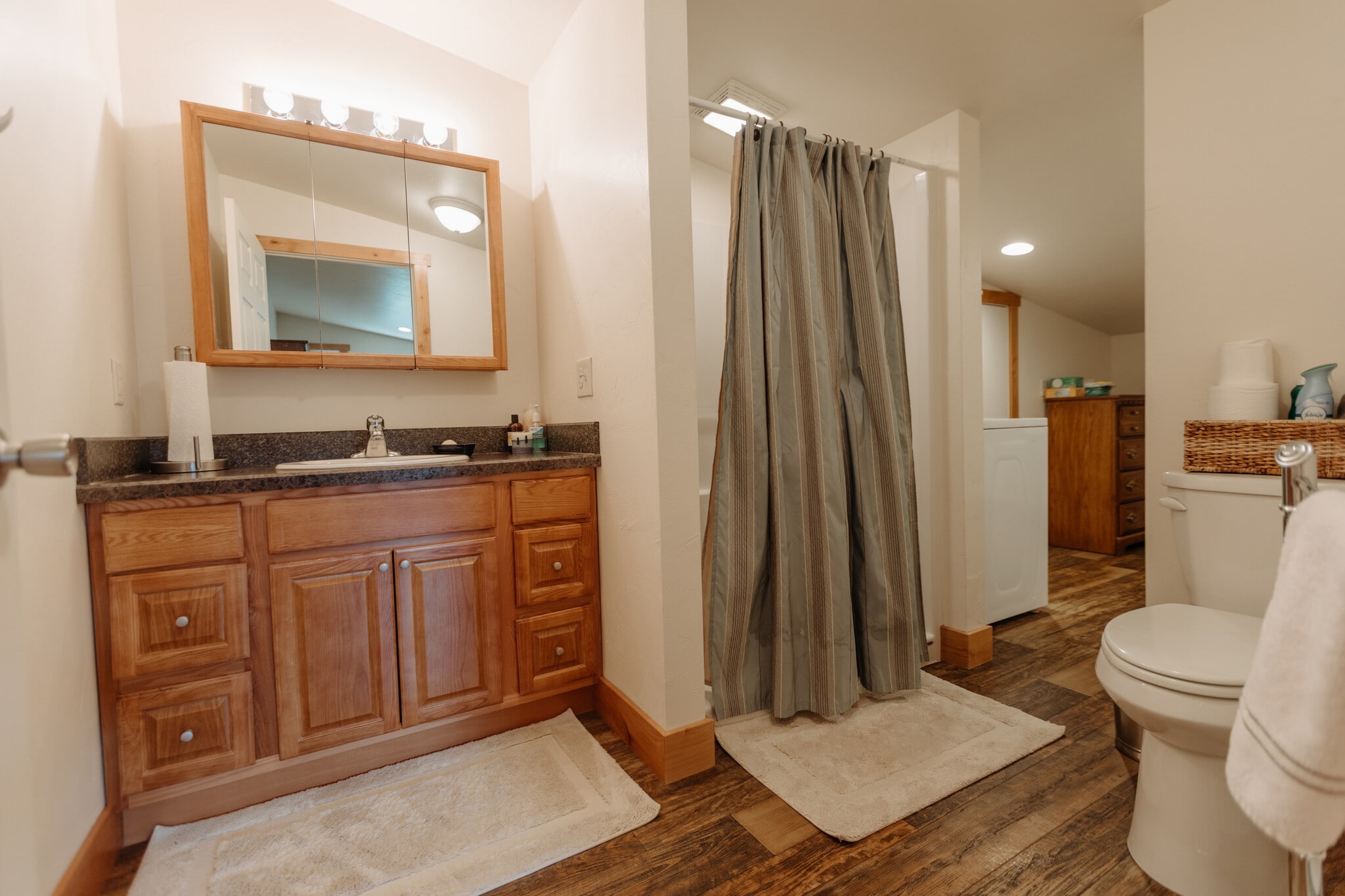 Building Photo - 120 Lasso Ln