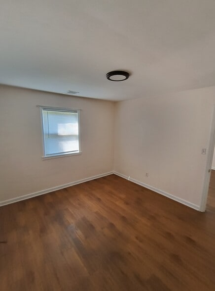 Living Room - 2023 S Harris Ave