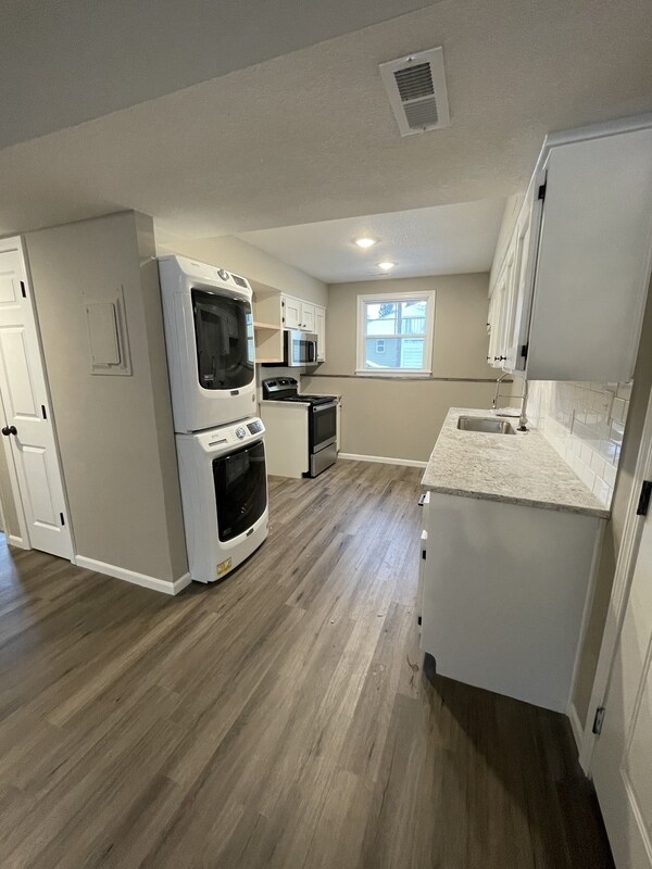 Building Photo - 1708 Kentucky St