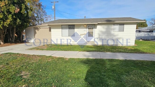 Primary Photo - Fantastic Updated Home in Nampa!