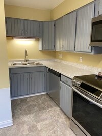 Building Photo - 11 LLC-80 Bailey Avenue