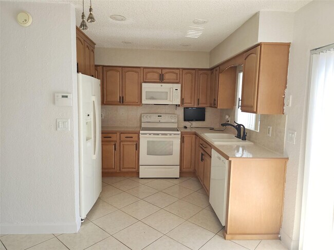 Building Photo - 7774 Orleans St