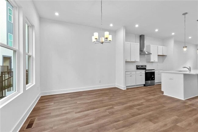 Building Photo - 515 Motivation Cir NW