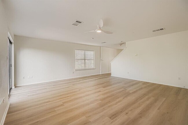 Building Photo - 1515 Curameng Cove