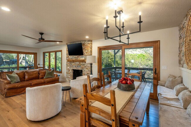 Building Photo - 43620 Washburn Dr