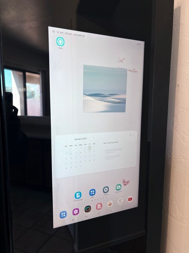 Building Photo - *AVAILABLE NOW* Gorgeous 3 bed/2 bath home in private gated Tanque Verde community!!!