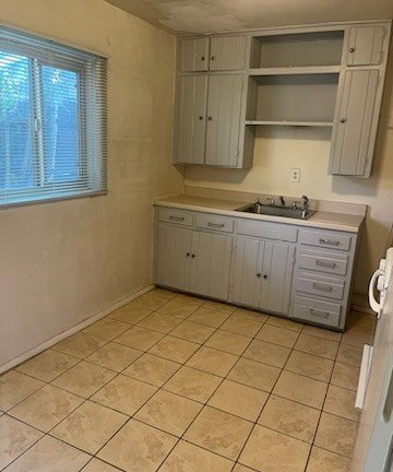 Building Photo - 131 General Arnold St NE