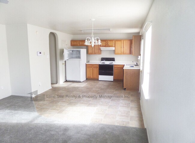 Building Photo - 3-Bedroom Duplex for Rent in Killeen