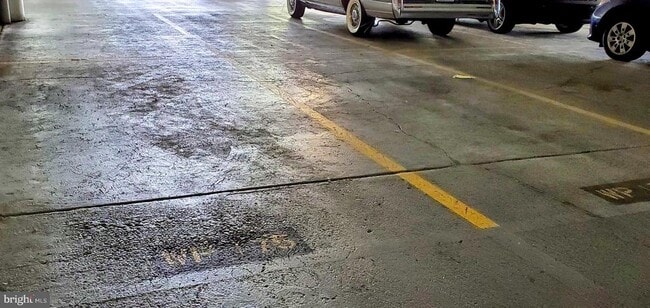 Building Photo - 1011 Arlington Blvd