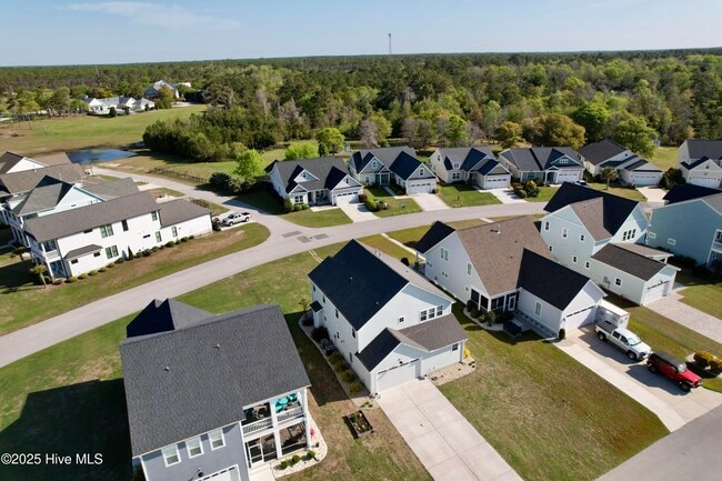 Building Photo - 102 Bogue Harbor Ct