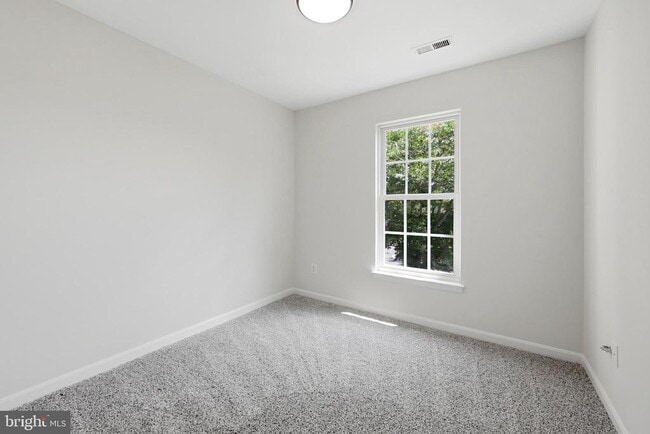 Building Photo - 8972 Benchmark Ln