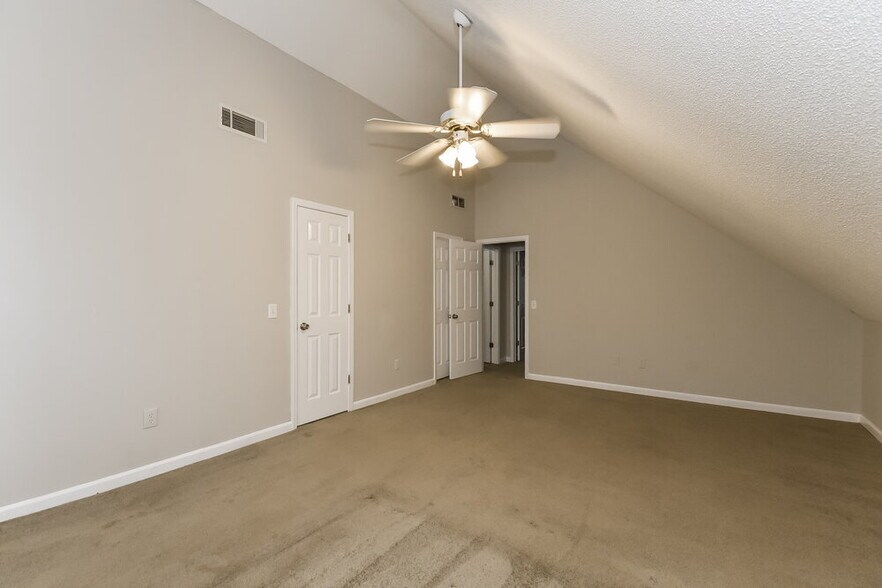 Building Photo - 6923 Stonewall Pl