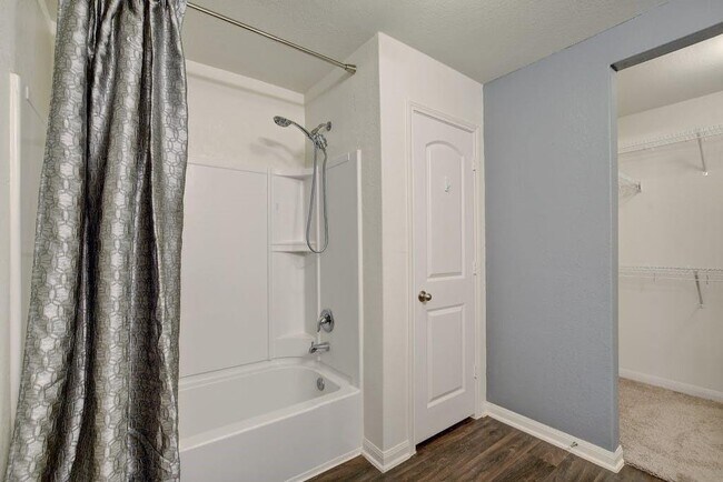 Building Photo - 1444 Breanna Ln