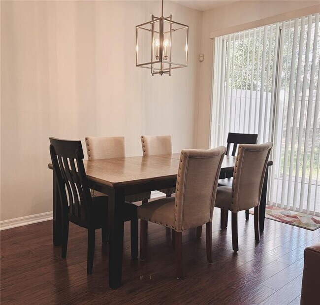 Building Photo - 2009 Beachberry Ln