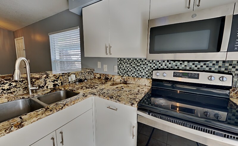 Building Photo - 1118 Vista Palma Way