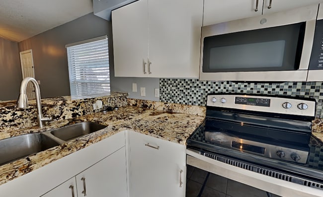 Building Photo - 1118 Vista Palma Way