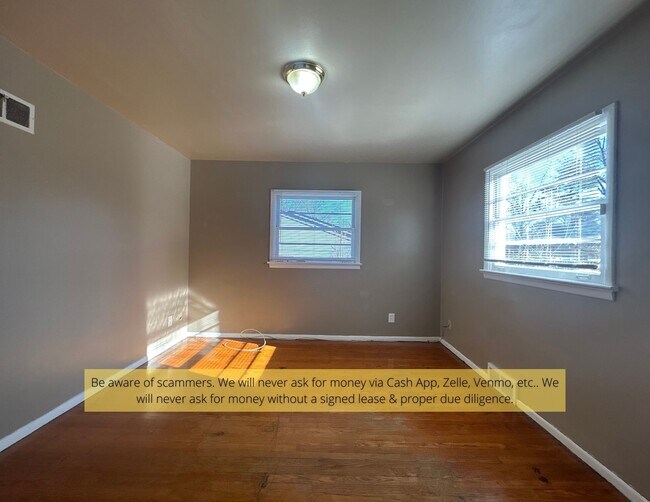 Building Photo - 1412 Broadlawns Ln