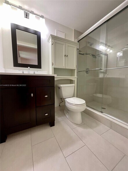 Building Photo - 8075 SW 107th Ave