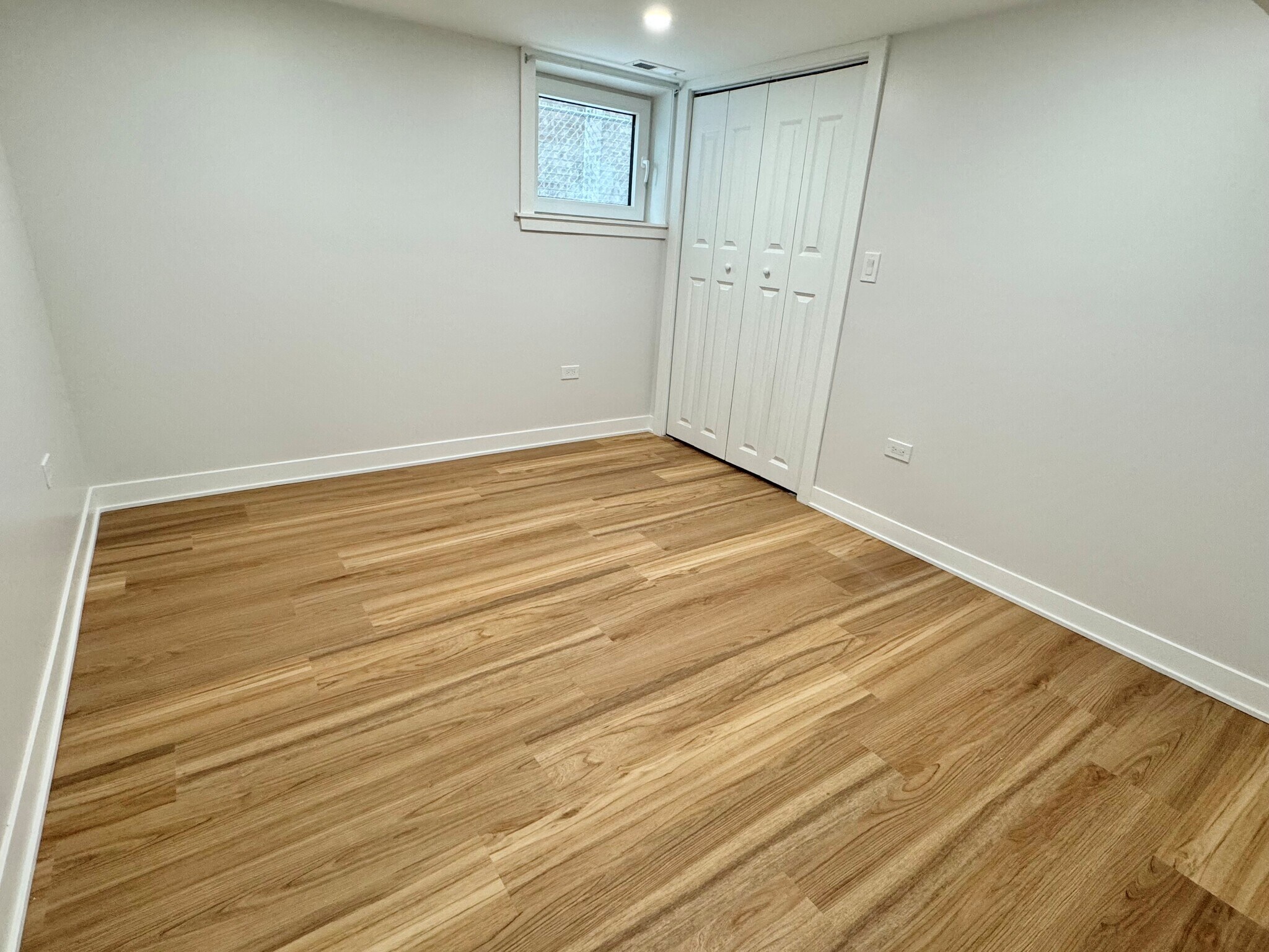 Building Photo - 4816 W Henderson St