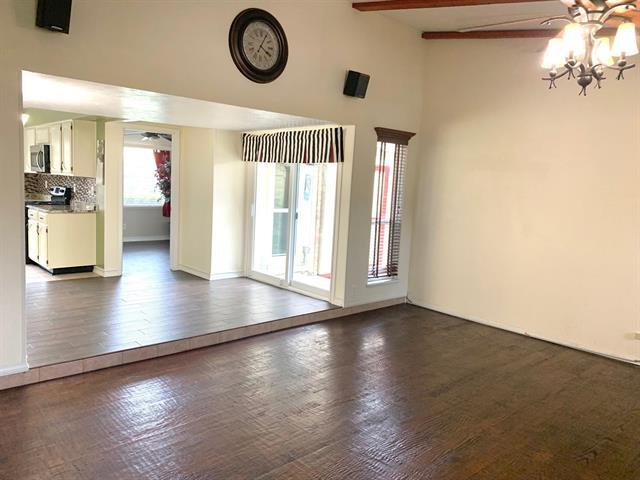 Building Photo - 1209 Crestwood Ct