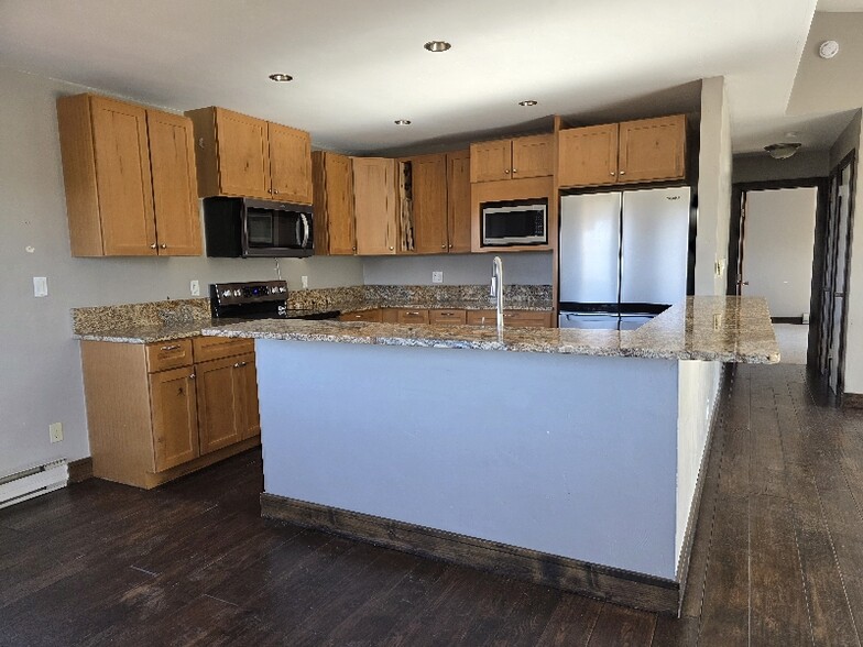 Building Photo - 124 Deer Trail Ave