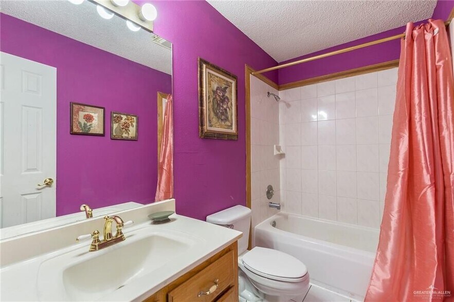 Building Photo - 1801 Crown Pointe Blvd