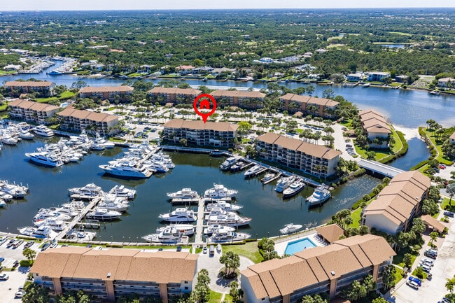 Building Photo - 2501 Marina Isle Way