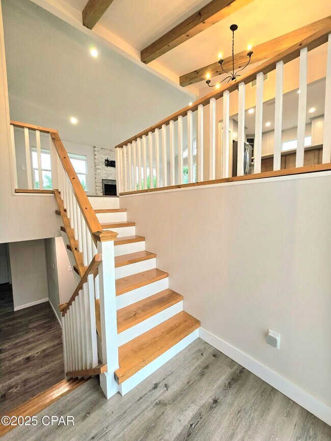 Building Photo - 7248 Shady Dr