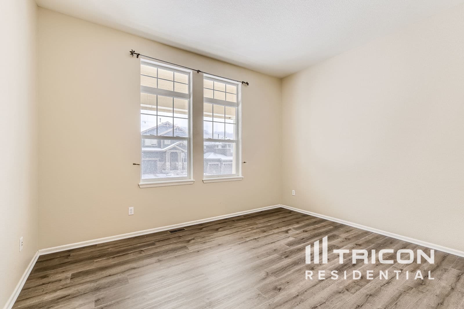 Building Photo - 7302 Serena Dr