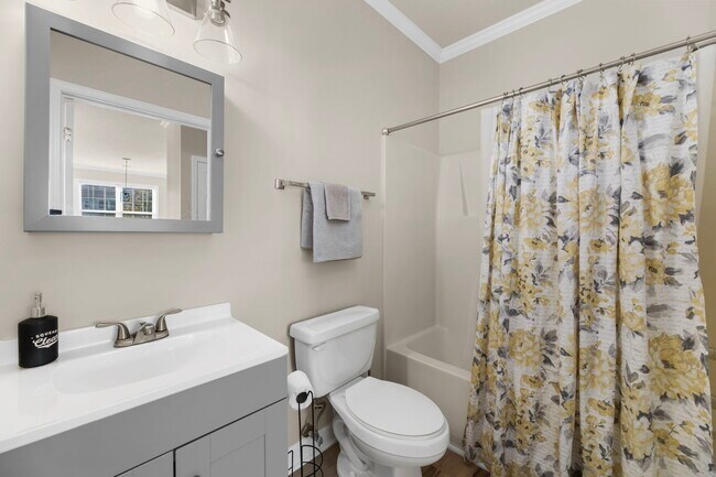 Building Photo - 5751 Oyster Catcher Dr