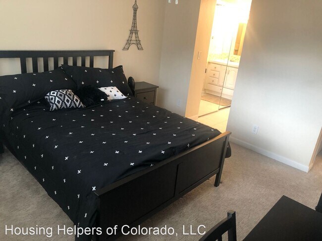 Building Photo - 2 br, 2 bath House - 625 Manhattan Place #208