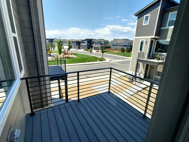 Deck to park - 2813 W 69th Ave