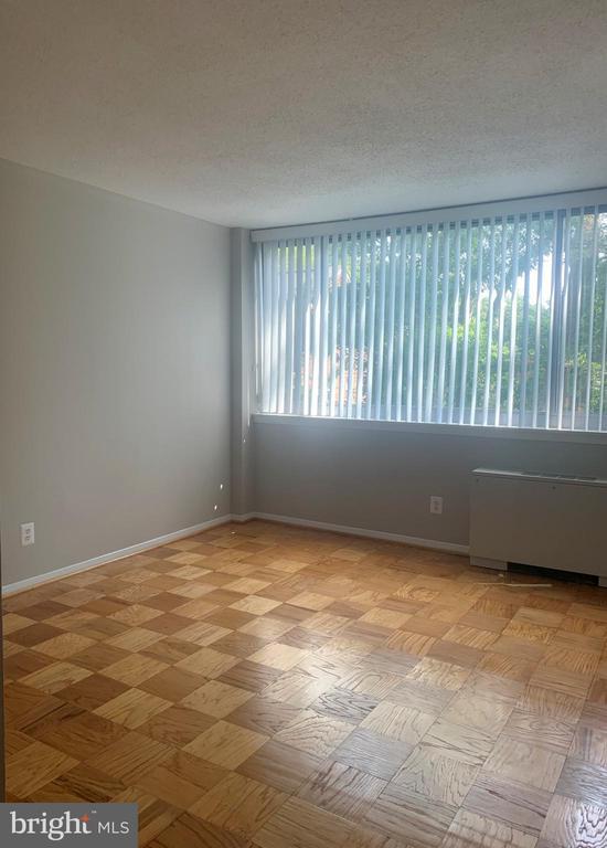 Building Photo - 5353 Columbia Pike