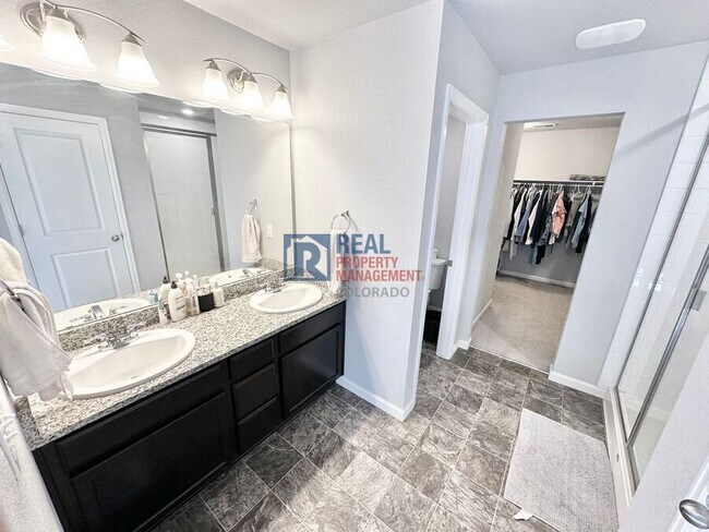 Building Photo - 27086 E Bayaud Ave