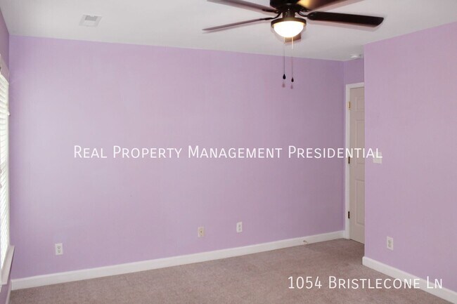 Building Photo - 1054 Bristlecone Ln